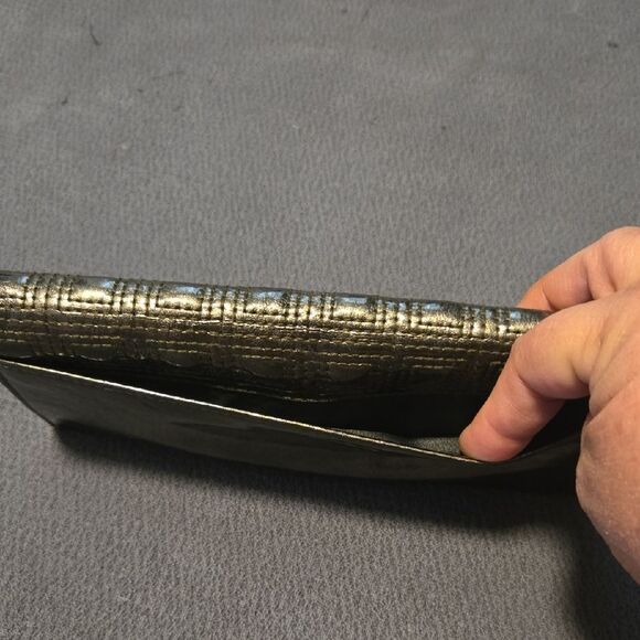 Elegant Gold Clutch - Picture 5 of 5